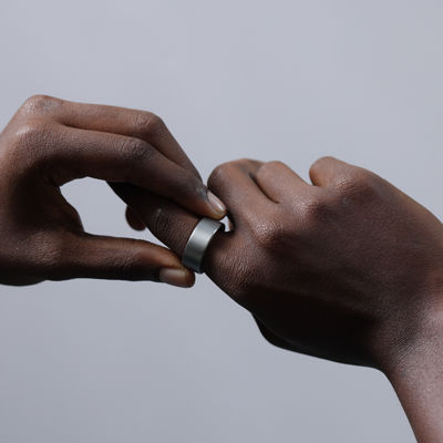 Ultrahuman - Ring AIR - Smart Ring - Size Before You Buy - Size 14 - Space Silver - (2023) - Thumbnail 5