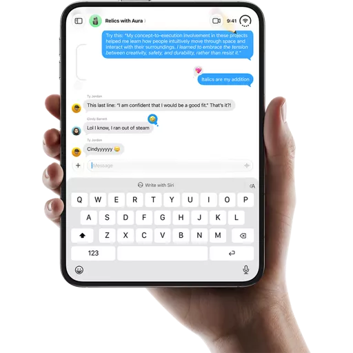 LARGEST DISPLAY. IN A THIN, FOLDABLE DESIGN