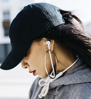 beats x blink red and white