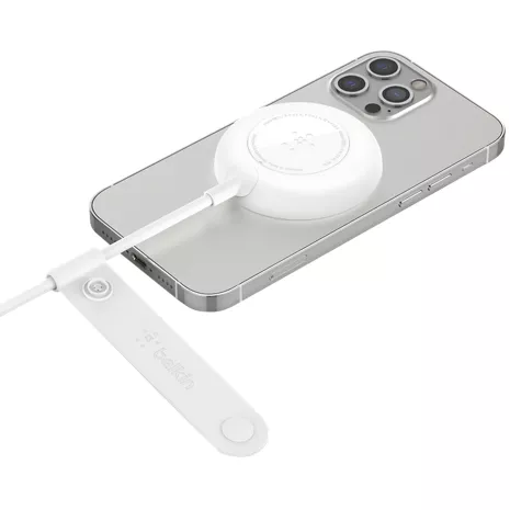 Belkin BOOST UP CHARGE Portable Wireless Charger Pad with MagSafe