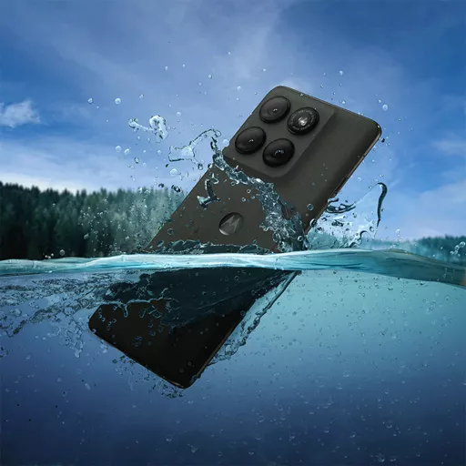 Worry-free underwater protection.