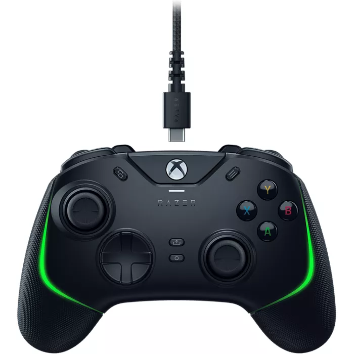 https://ss7.vzw.com/is/image/VerizonWireless/razer-wolverine-v2-chroma-progaming-controller-xbox-series-x-s-w-rgb-chroma-backlighting-black-rz06-04010100-r3u1-iset?wid=700&hei=700&fmt=webp