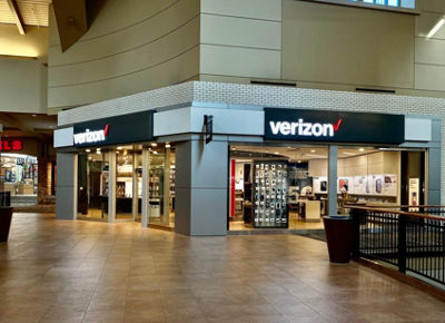 Verizon Wireless at Jordan Creek Mall IA