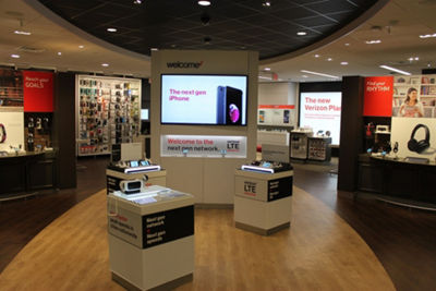 Verizon Wireless at Oakdale Mall NY