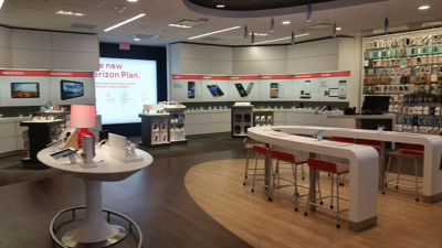 Where can you find a Verizon payment center?
